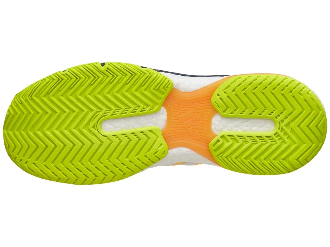 Herringbone Outsole of the Adidas Energy Boost. Image courtesy of Tennis-warehouse.com