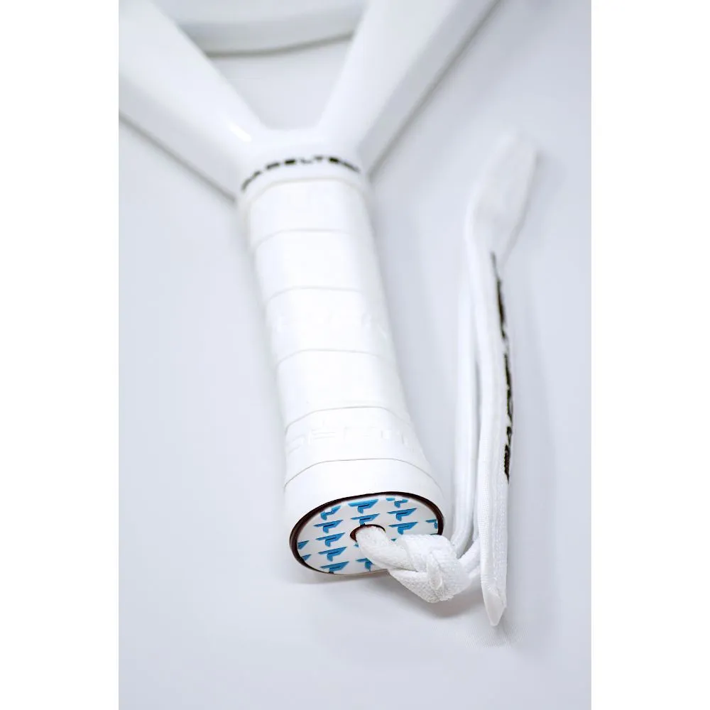 Padeltek NEVO RC30 Padel Racket handle and strap view